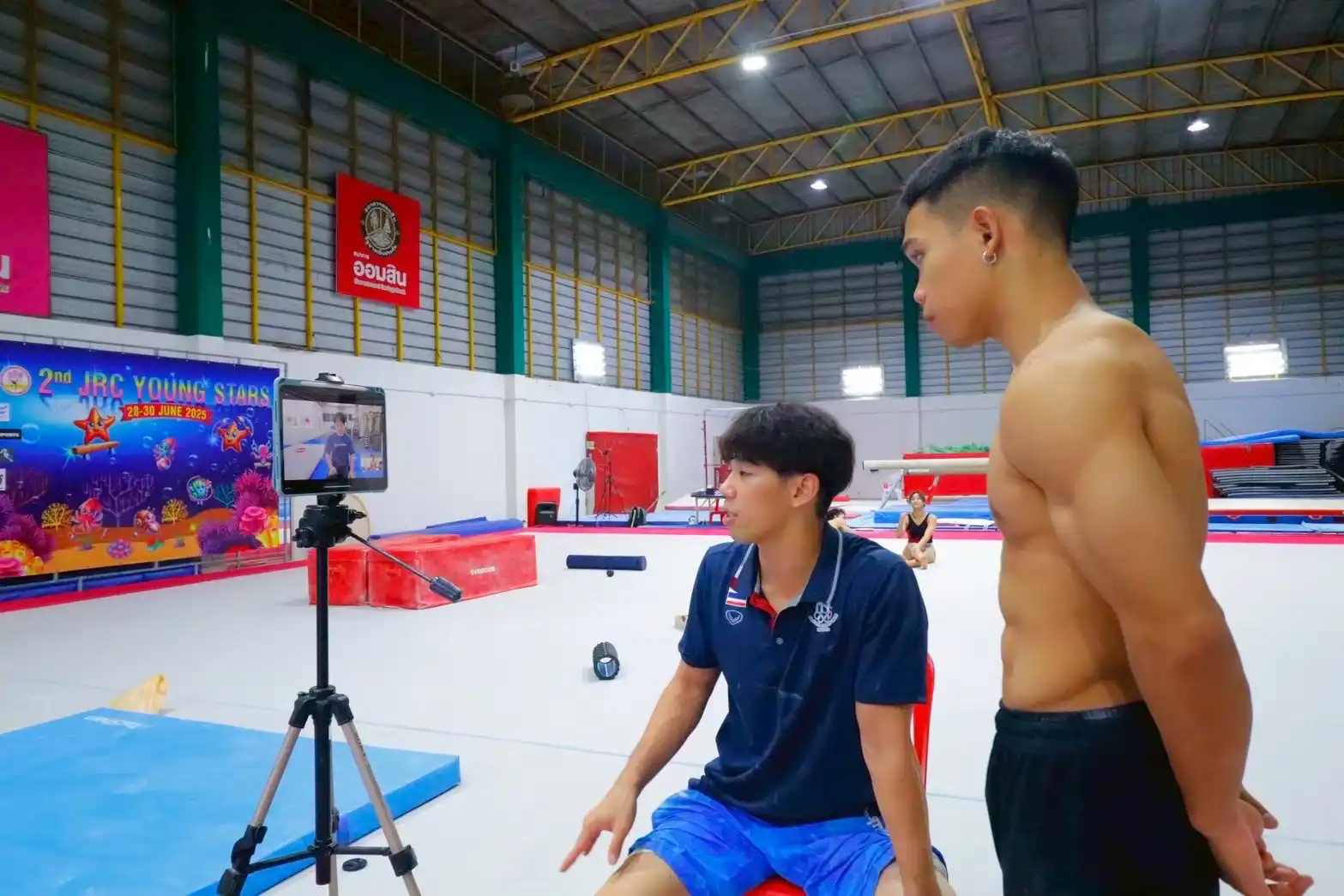 Online 1-on-1 gymnastics conditioning session via Zoom